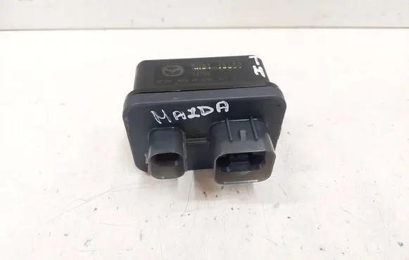 Mazda CX-5 Glow plug pre-heat relay SH0118650 K4243