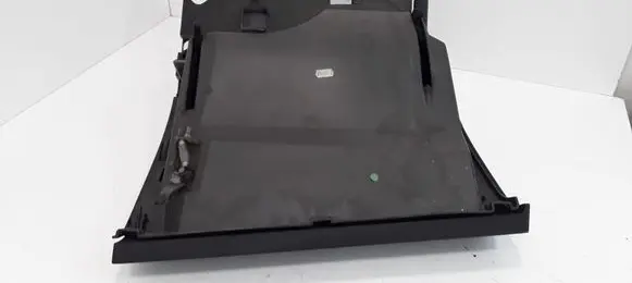 Opel Vectra C Glove box