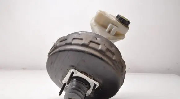 Volvo S60 Master brake cylinder P31329895