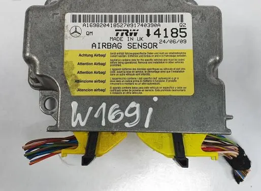 Mercedes-Benz A W169 Airbag control unit/module A1698204185