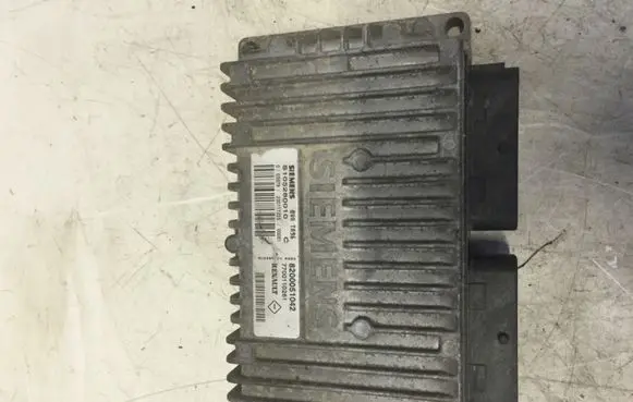 Renault Clio II Gearbox control unit/module 7700110261
