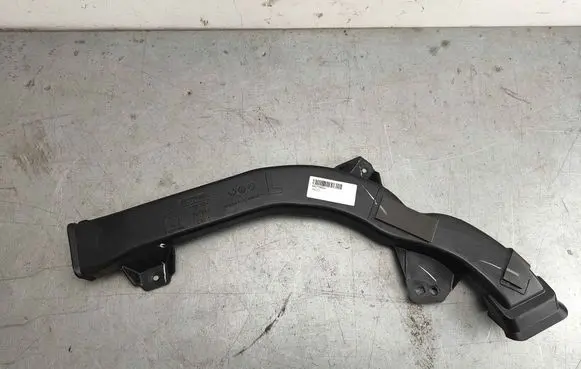 Ram 1500 DT Cabin air duct channel 68277050AC