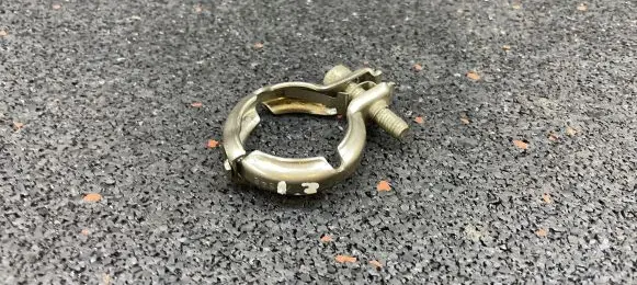 Audi A4 S4 B9 Muffler pipe connector clamp 04L253725C