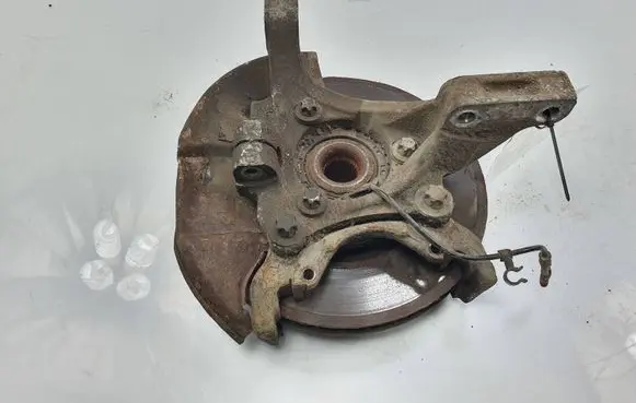Opel Signum Front wheel hub spindle knuckle
