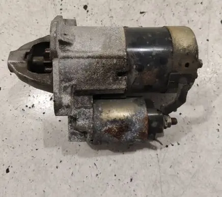 Mazda 3 I Starter motor M000T91381
