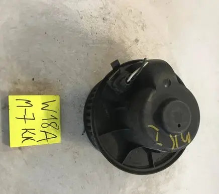 Mazda MPV II LW Heater fan/blower 18515AB