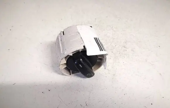 Volkswagen Golf V Light switch