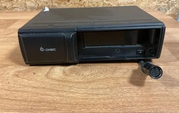 Audi TT Mk1 CD/DVD changer 8N8035111A 1021740 CXCA1822L6