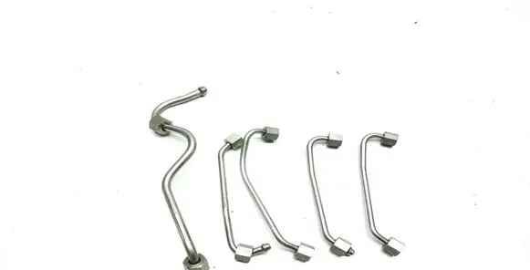 BMW 3 E92 E93 Fuel injector supply line/pipe 