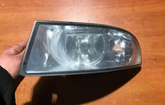 Skoda Octavia Mk2 (1Z) Front fog light 1Z0941699C 1Z0941701C
