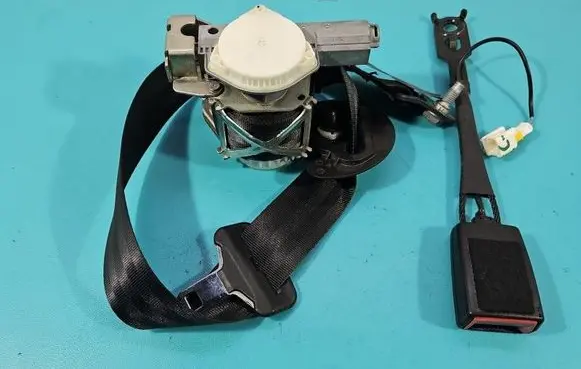 Peugeot 5008 Front seatbelt 9681989580 IMPRK1542020