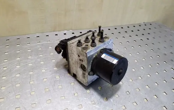 Volkswagen PASSAT B6 ABS Pump 3C0614095P 16332501A 16332401