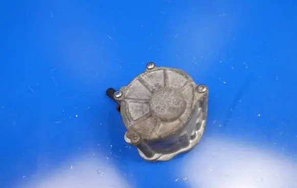 Mercedes-Benz A W176 Vacuum pump