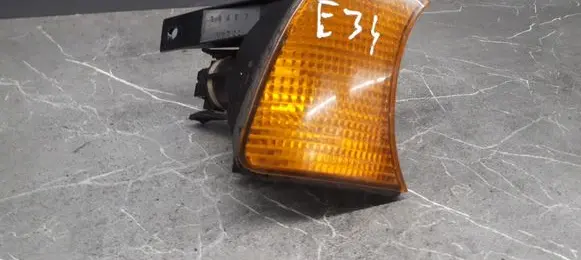 BMW 5 E60 E61 Front fender indicator light 1384034