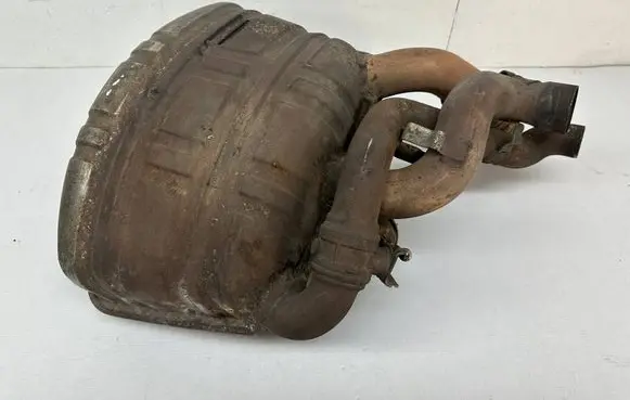 Porsche 911 997 Rear muffler/silencer tail pipe 99711151102 99711161102