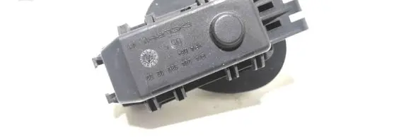Mercedes-Benz C W204 Other engine bay part A2049820202