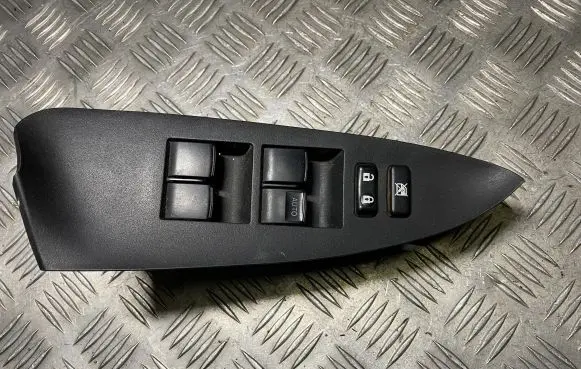 Toyota RAV 4 (XA30) Electric window control switch 7423142150