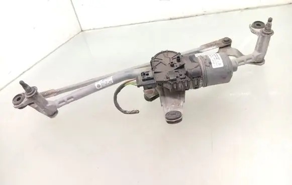 Volkswagen Jetta VI Front wiper linkage and motor 6R1955119A