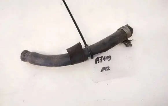 Audi A6 S6 C4 4A Engine coolant pipe/hose
