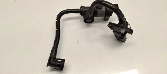 BMW M2 F87 Turbo solenoid valve 7636155