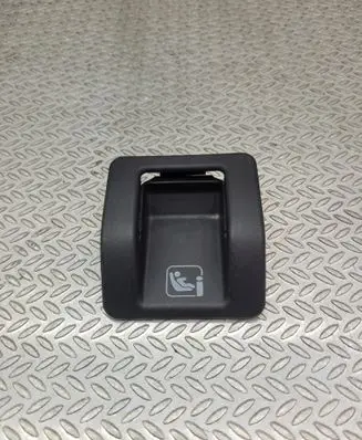 Volkswagen Tiguan ISOFIX cover 5NA887233
