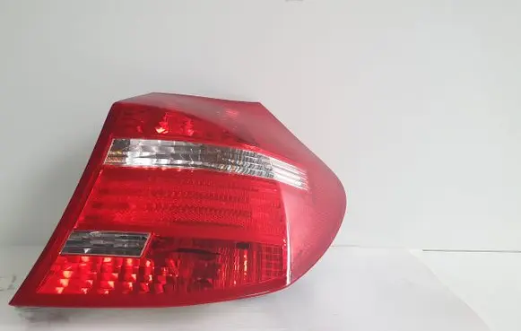 BMW 1 E81 E87 Rear/tail lights 7164956