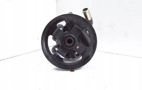 Toyota Corolla Verso E121 Power steering pump 4431005100