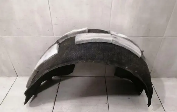 Maserati Quattroporte Rear arch fender liner splash guards 067883900