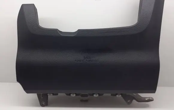Lexus CT 200H Knee airbag GA51301390