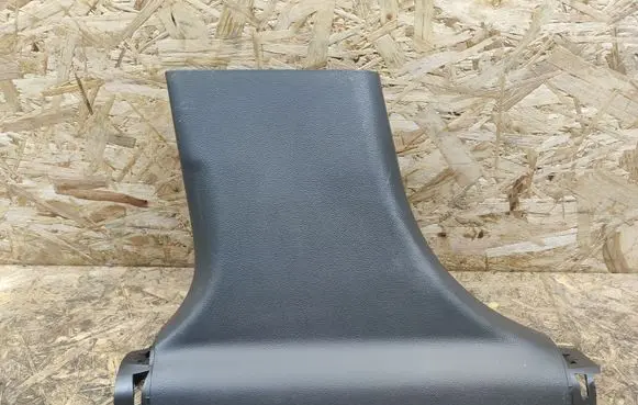 Chevrolet Malibu (B) pillar trim (bottom) 20996831