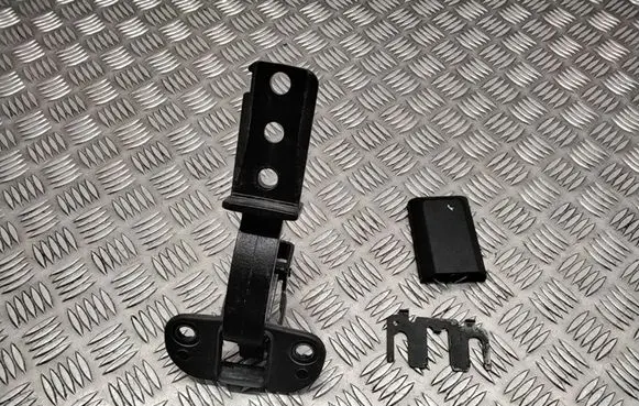 Volvo V70 Tailgate/trunk/boot hinge 31298104