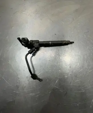 Mercedes-Benz E W211 Fuel injector 0445110156