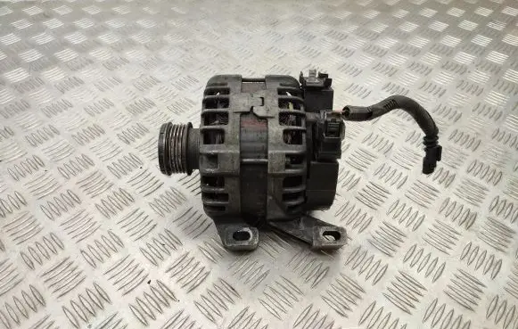 Volvo V70 Generator/alternator 30659131 0125811005