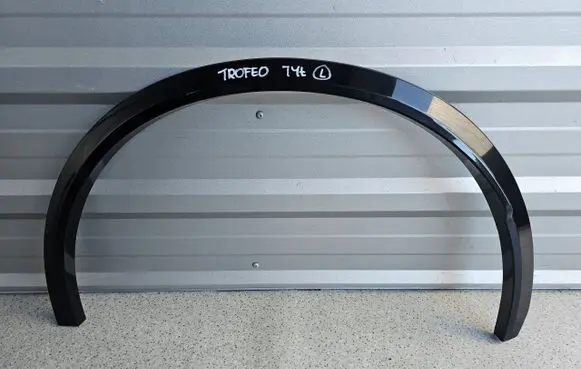 Maserati Grecale Front arch trim 670200586