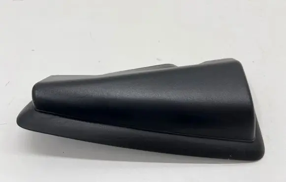 Polestar 2 Rear/tail light trim molding 32228376