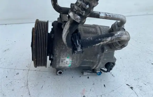 Opel Insignia A Air conditioning (A/C) compressor (pump) 13232307