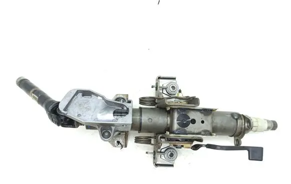Mercedes-Benz Vito Viano W639 Steering wheel axle A6394620320