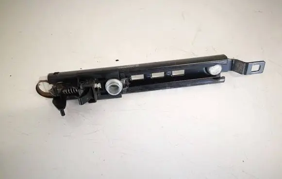 Opel Zafira A Seat belt adjustment rail 090560650