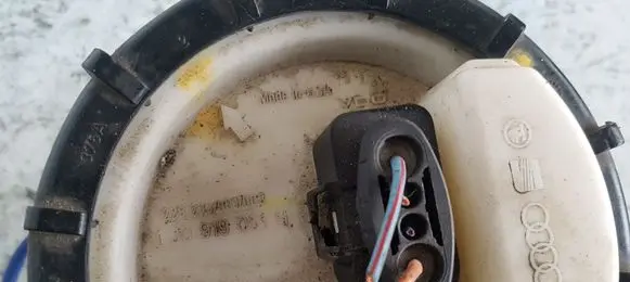 Volkswagen New Beetle Fuel injection high pressure pump