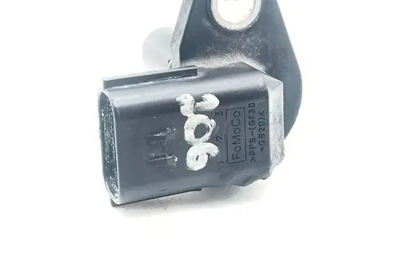 Jaguar XK - XKR Crankshaft position sensor 31272689