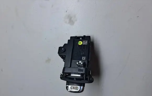 Audi A4 S4 B8 8K Ignition lock 8K0909131 10813322