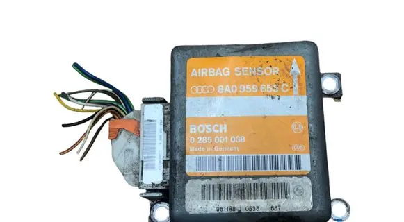 Audi A4 S4 B5 8D Airbag control unit/module 8A0959655C 0285001038