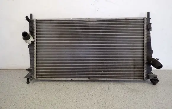 A/C cooling radiator (condenser)