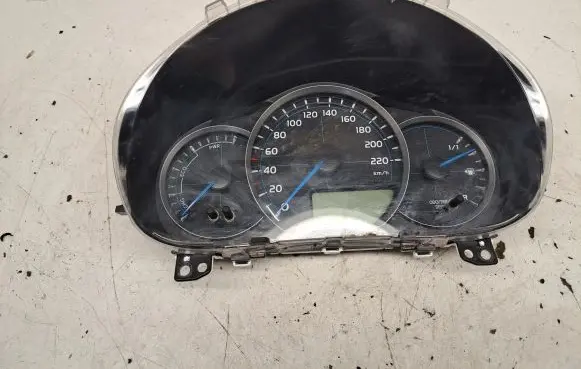 Toyota Yaris Speedometer (instrument cluster) 838000DT70
