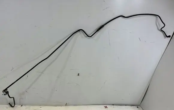 Volkswagen Touareg III Fuel line pipe