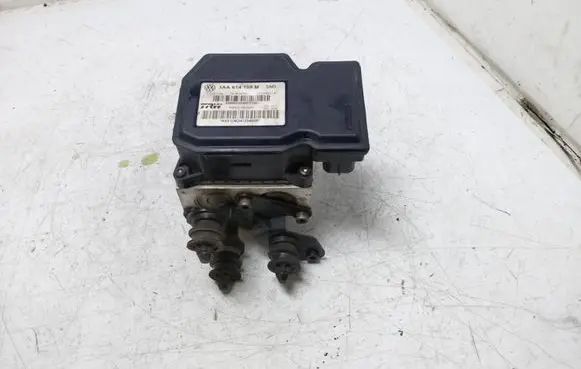 Volkswagen PASSAT B7 ABS Pump 3AA614109M KE10995468DFG 6108515