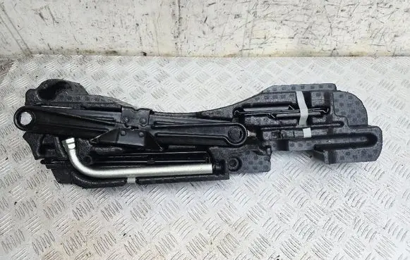 Volkswagen Atlas Tool set 3QF012115 3QF0121154 3QF011031A