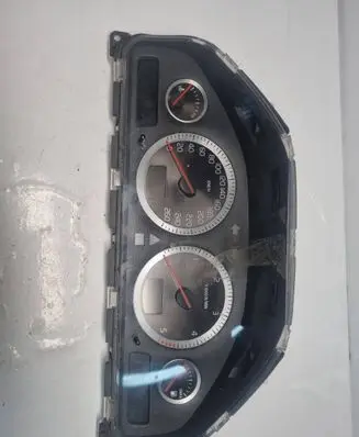 Volvo V70 Speedometer (instrument cluster) 8602026 30728791 69594780
