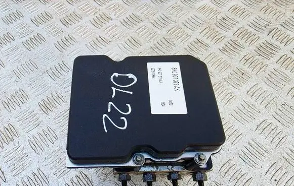 Audi A4 S4 B8 8K ABS Pump 8K0907379AK
