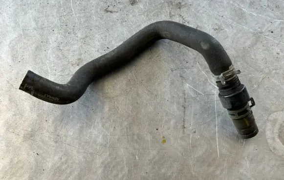Renault Captur Engine coolant pipe/hose 924006952R